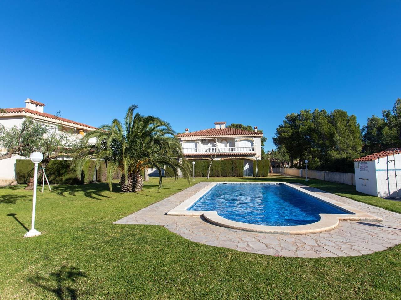 El Casalot: Komfortables Appartementhaus Residencial Eurosol de los Monteros 1