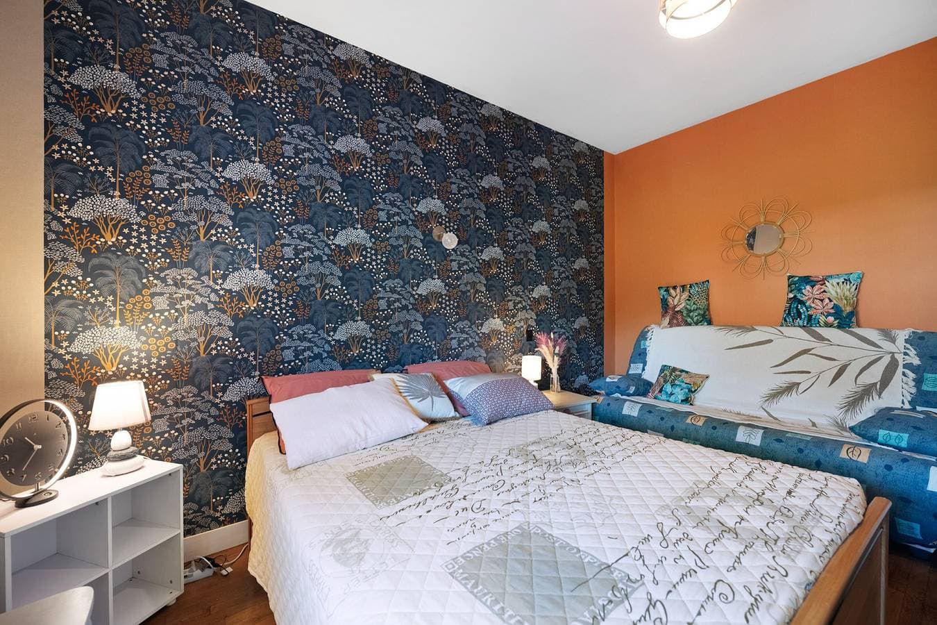 Foto 5 von 26: Gästezimmer „Les Camélias“ mit Gemeinschaftsterrasse und privatem Garten