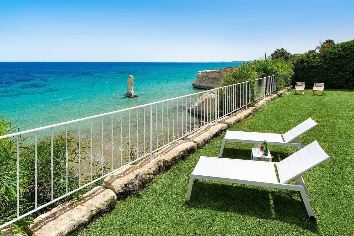 Foto 8 von 45: Villa für 6 Personen mit Terrasse