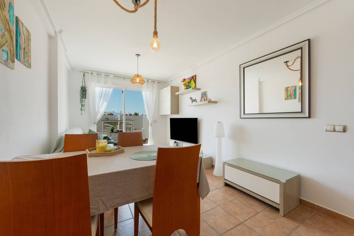 Foto 5 von 41: Ferienhaus 'Maison De Lumière' mit Meerblick, WLAN und Klimaanlage