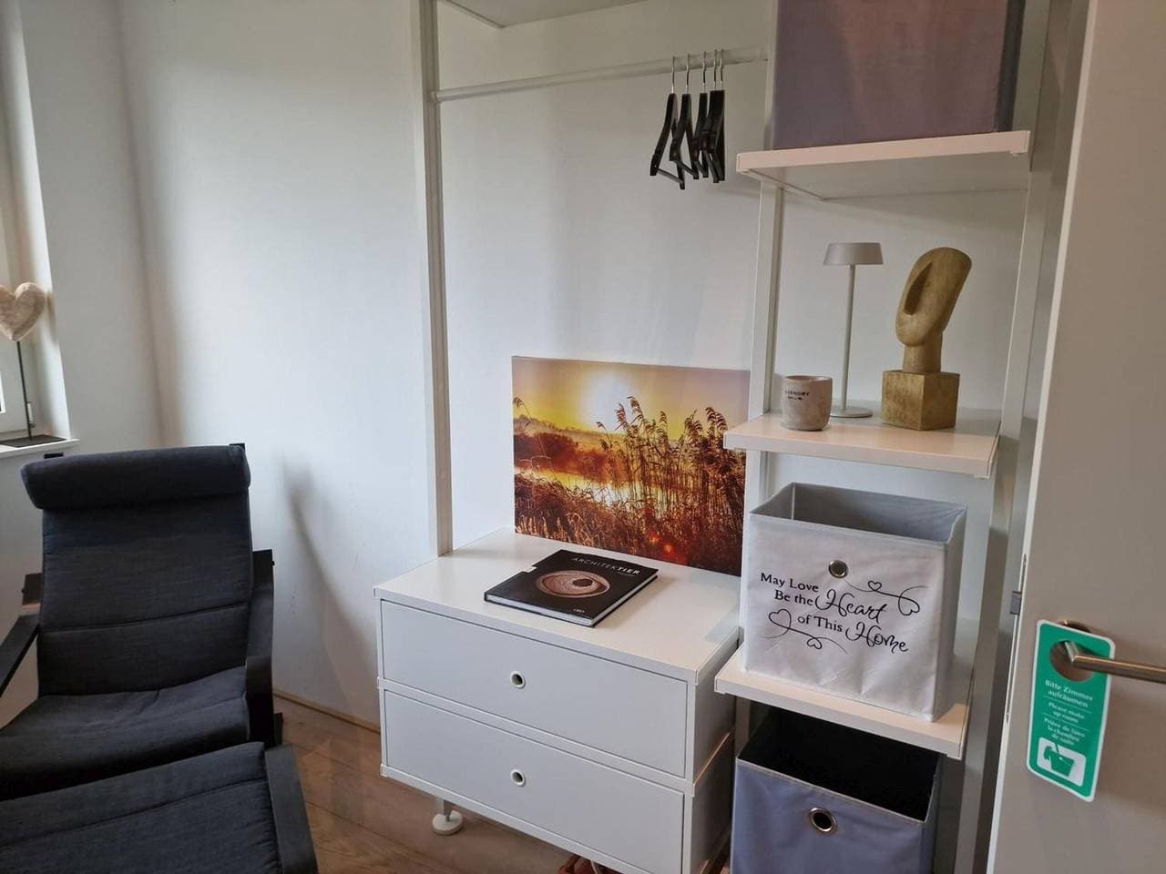 Foto 9 von 38: Stadtnahes Gästezimmer im Penthouse bei Esi in Tübingen