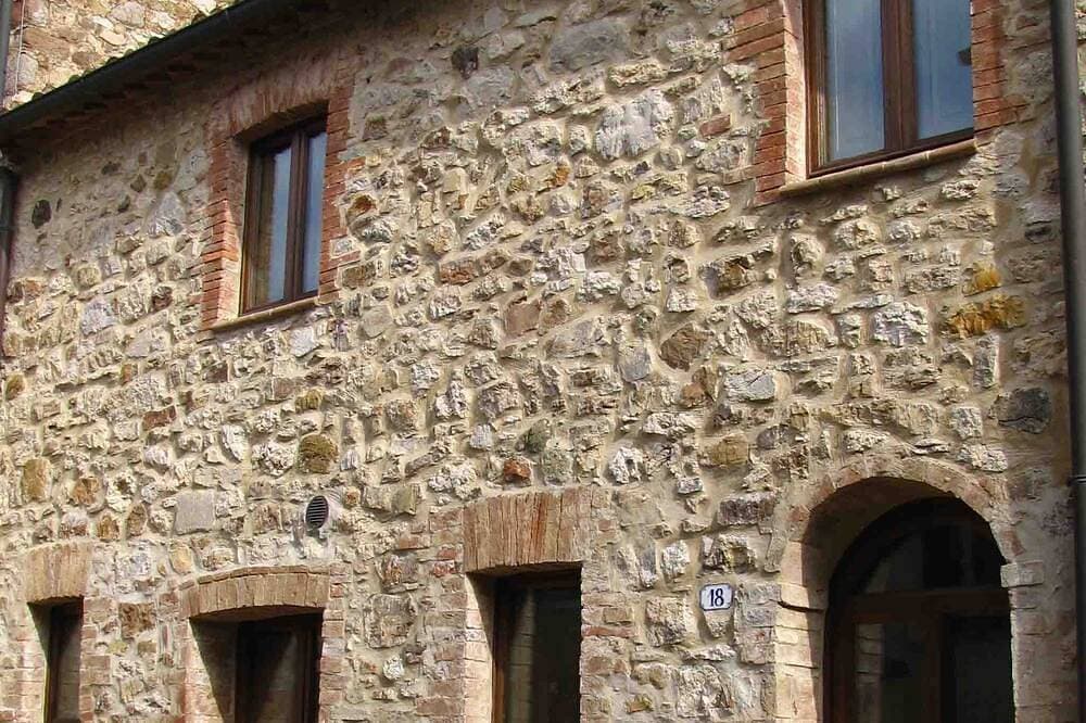 Unabhängiges Haus im historischen Zentrum 1