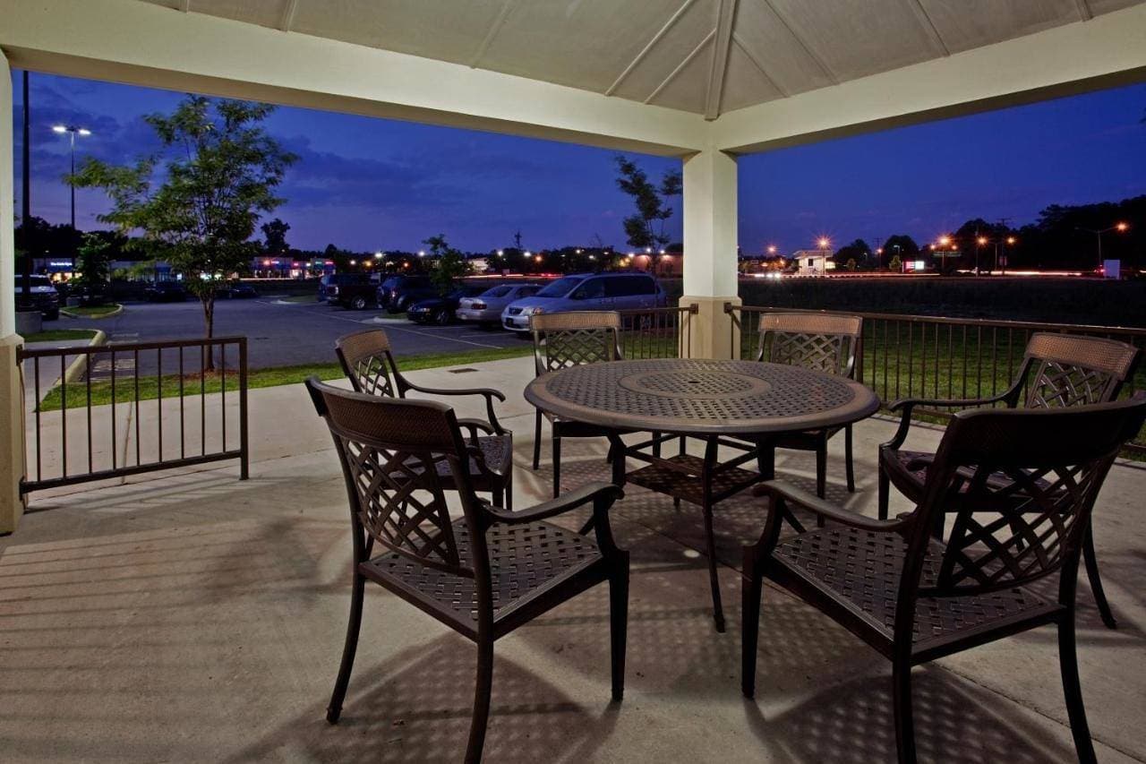 Foto 13 von 19: Candlewood Suites Chesapeake-Suffolk, an Ihg Hotel