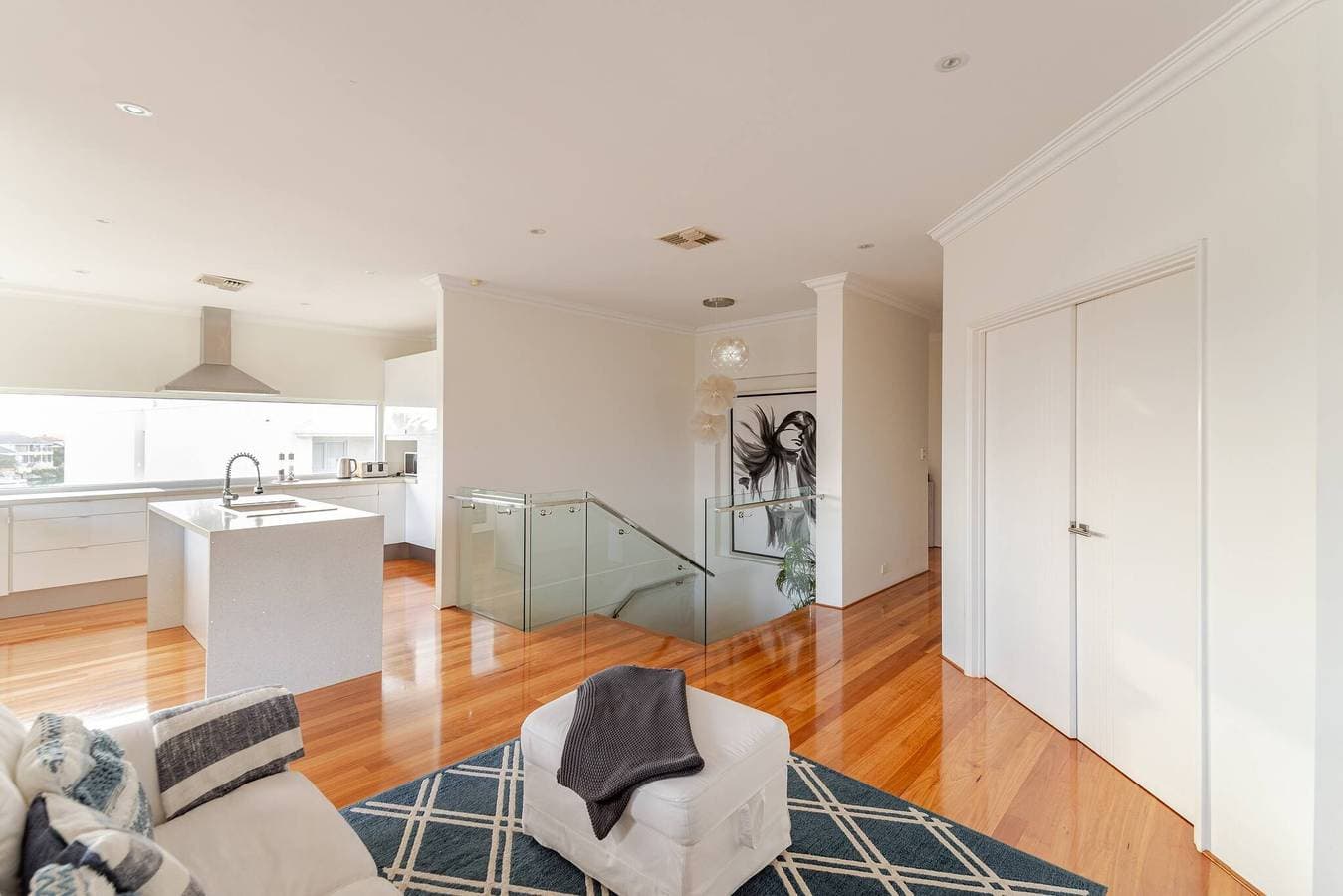 Foto 7 von 58: In der Mindarie Marina gelegen, ein Luxushaus in perfekter Lage