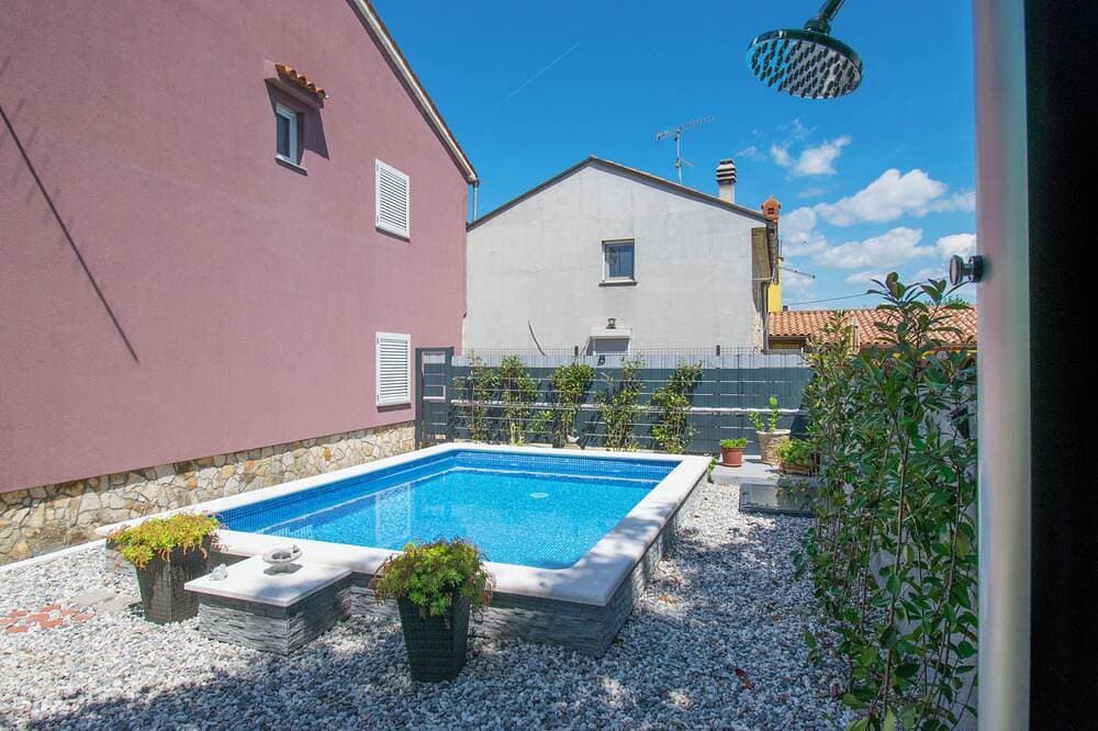 Apartment mit privatem Pool, little paradise 1
