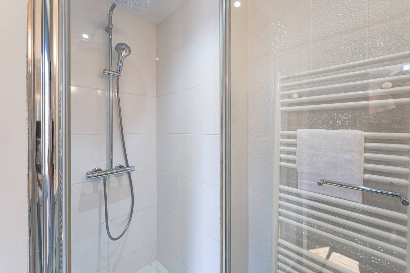 Foto 6 von 23: Comfortable and clear studio in the heart of Bordeaux