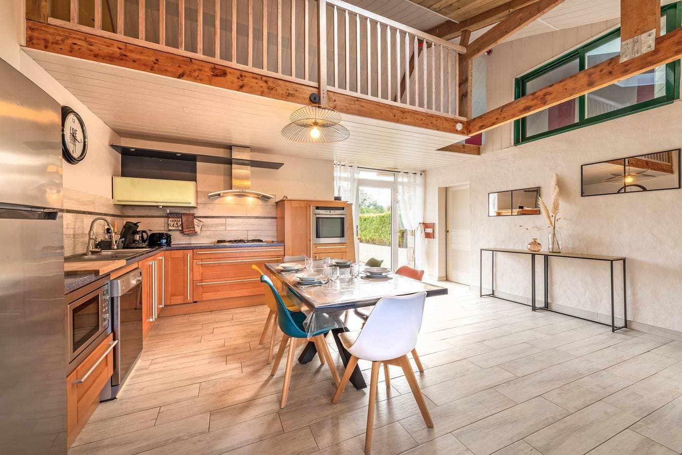 Foto 2 von 26: Ferienhaus 'Ty Reuniou - La Grange' mit Meerblick, Gemeinschaftsterrasse und WLAN