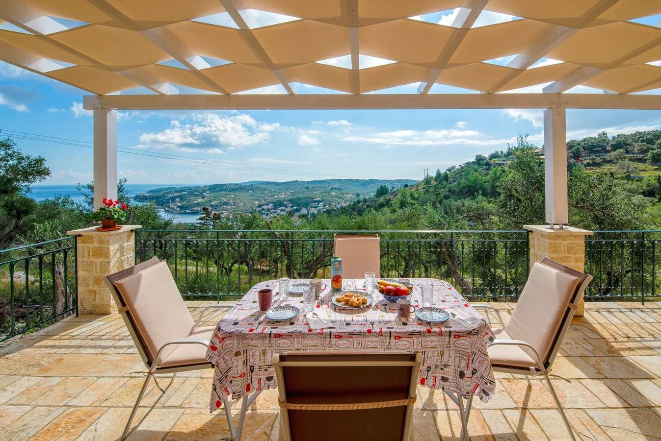 Foto 4 von 30: Villa Plagia, Brand New Villa