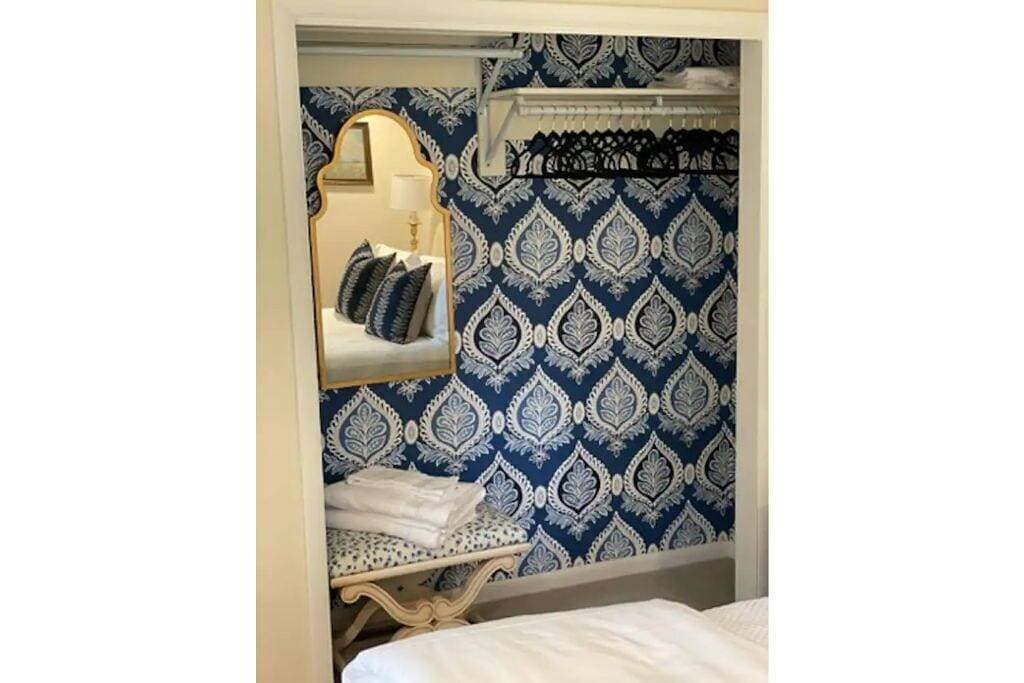 Foto 2 von 28: With easy access to everything, this hidden gem is a “delightful surprise”!