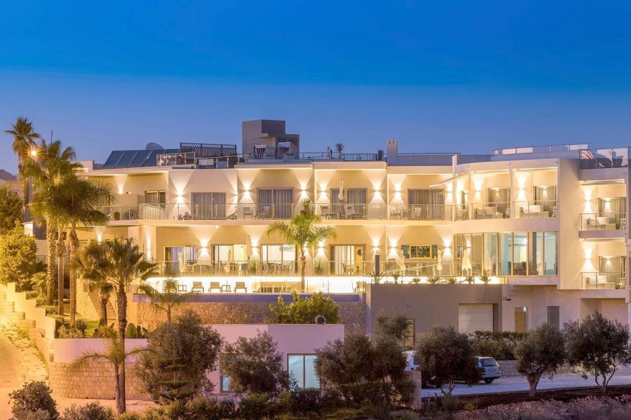 Foto 9 von 34: Caneiros Luxury House & Suites
