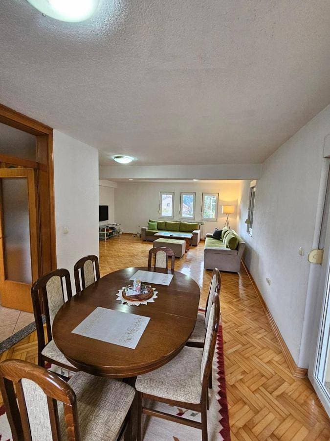 Jablanica House & Apartments 1