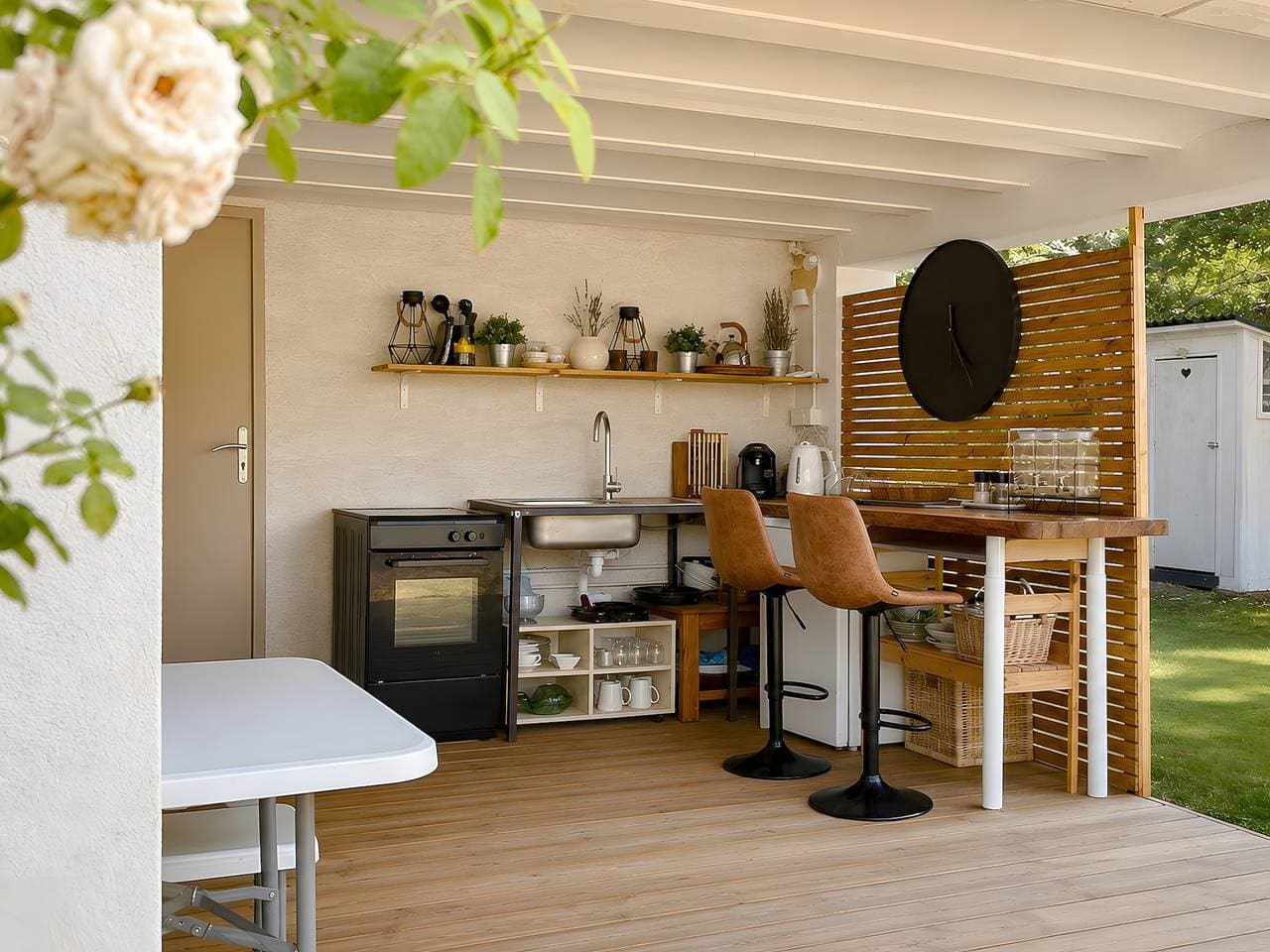 Foto 10 von 19: Studio 'Bulle de Sainte-Baume' mit Bergblick, privater Terrasse und WLAN