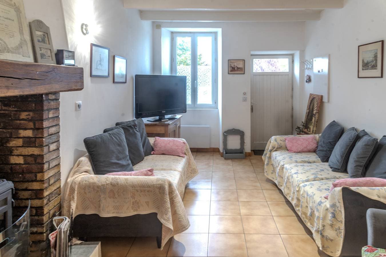 Foto 4 von 23: Ferienhaus 'La Maison D'Éloi' mit Gemeinschaftspool, privater Terrasse und WLAN