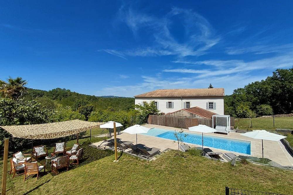 Grande Maison au Cœur D'un Parc de 2 Hectares 1