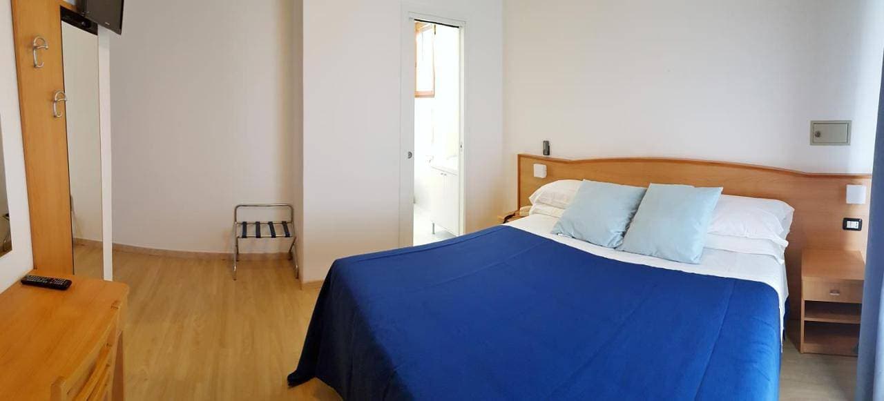 Foto 10 von 57: Double Room with Balcony