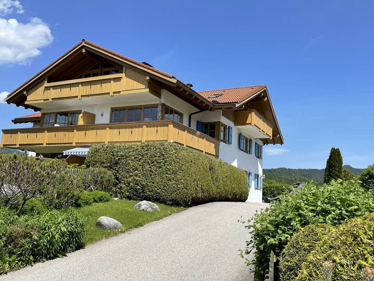 Modernes Mehrfamilienhaus Flösserstrasse 1