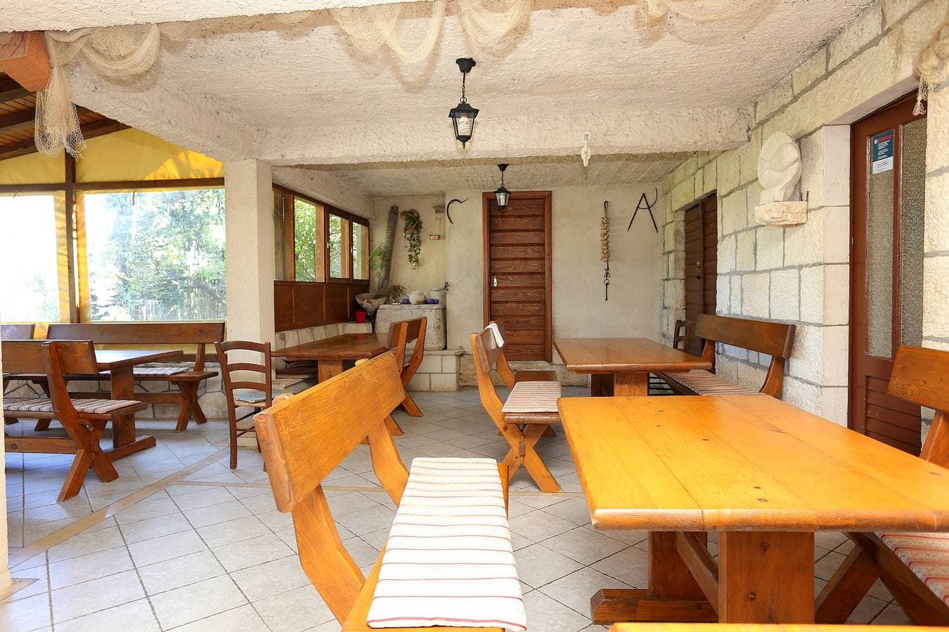 Foto 7 von 40: 4-Zimmer-Haus mit Terrasse Zrnovo, Korcula K-10030