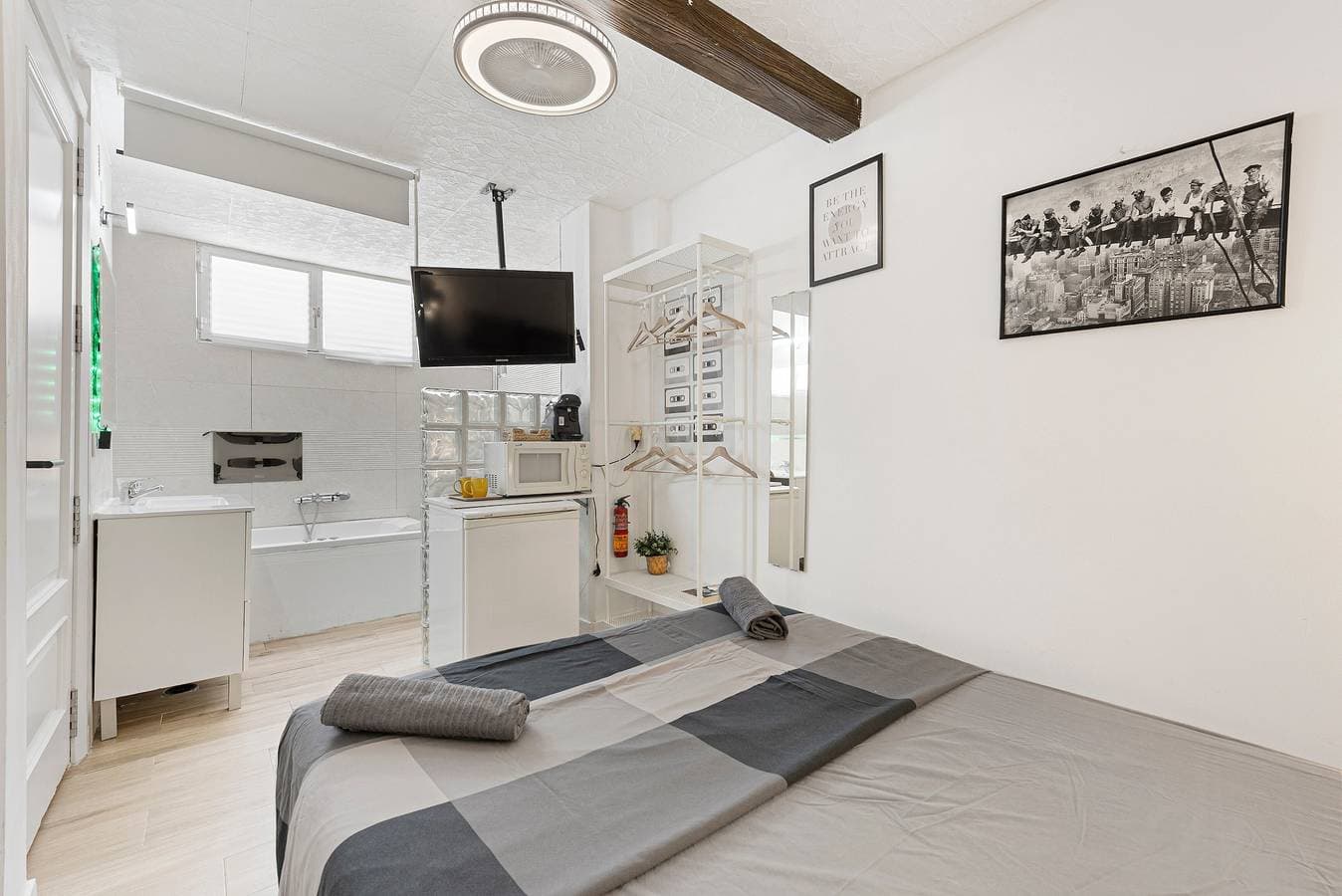 Foto 2 von 20: Apartment 'Malaga Jacuzzy' mit WLAN und Klimaanlage