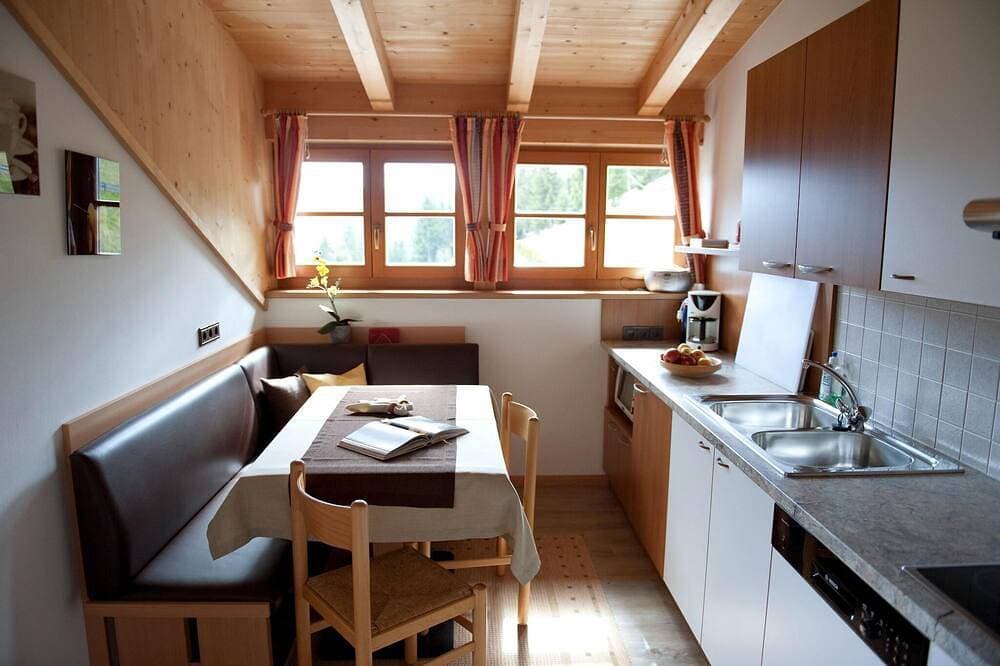 Foto 12 von 22: Berghütte im Villnöß mit Dolomitenblick