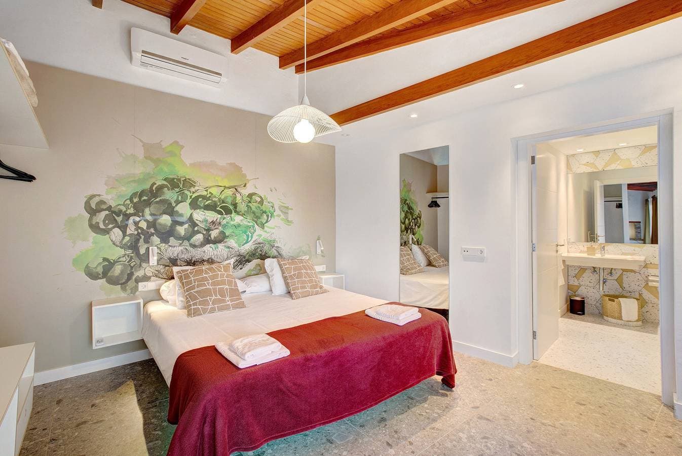 Foto 12 von 23: Ferienhaus 'Linaje del Pago Malvasia' mit Meerblick, Pool, Privatem Balkon und WLAN