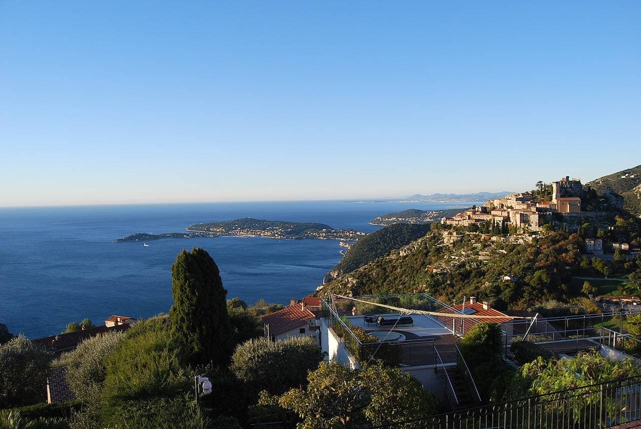 Atemberaubendes Penthouse mit Panoramablick auf Eze Village und die französische Riviera 1
