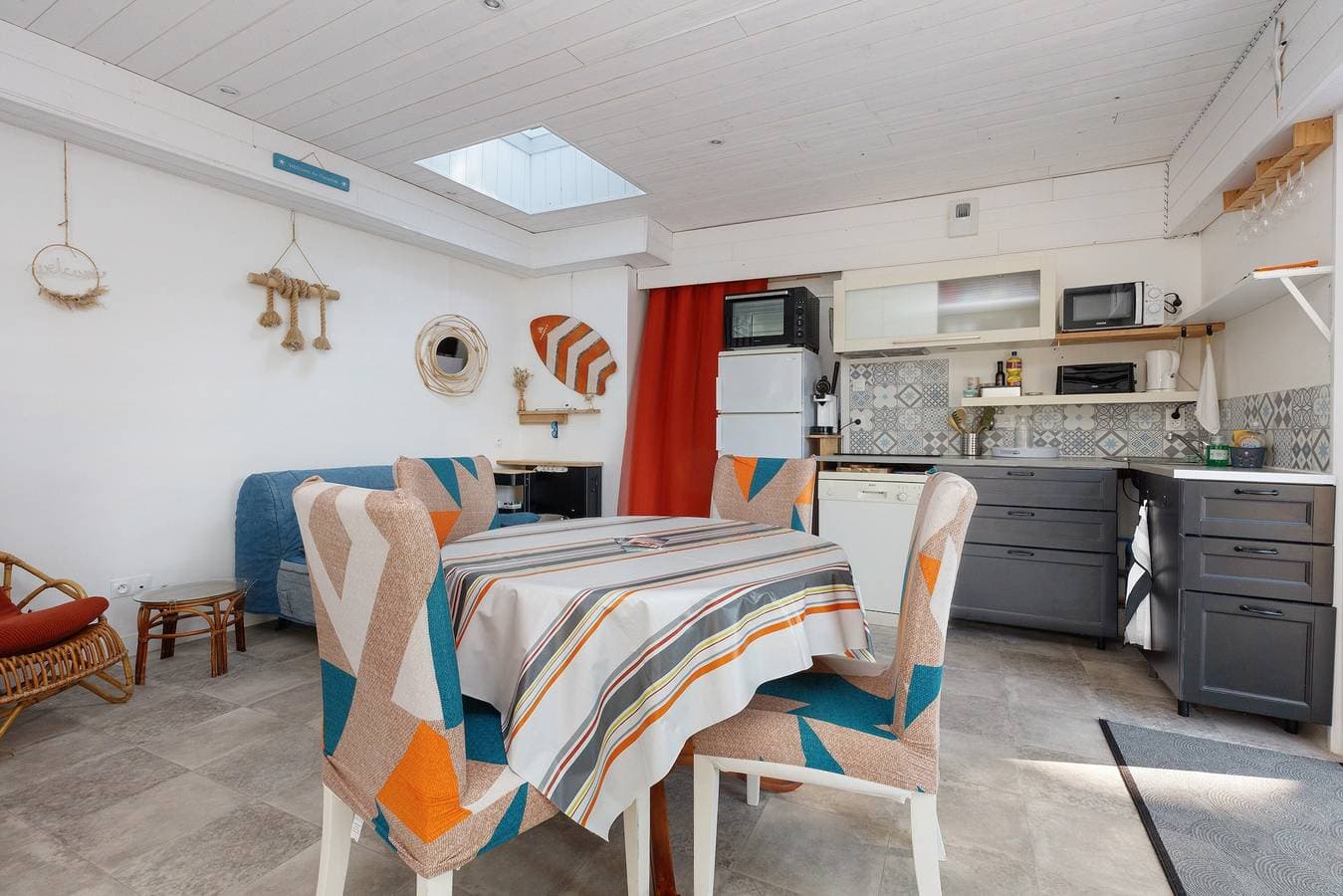 Foto 4 von 23: Ferienhaus 'Petite Frégate' – Nähe Zentrum und Strand, eingezäunter Garten