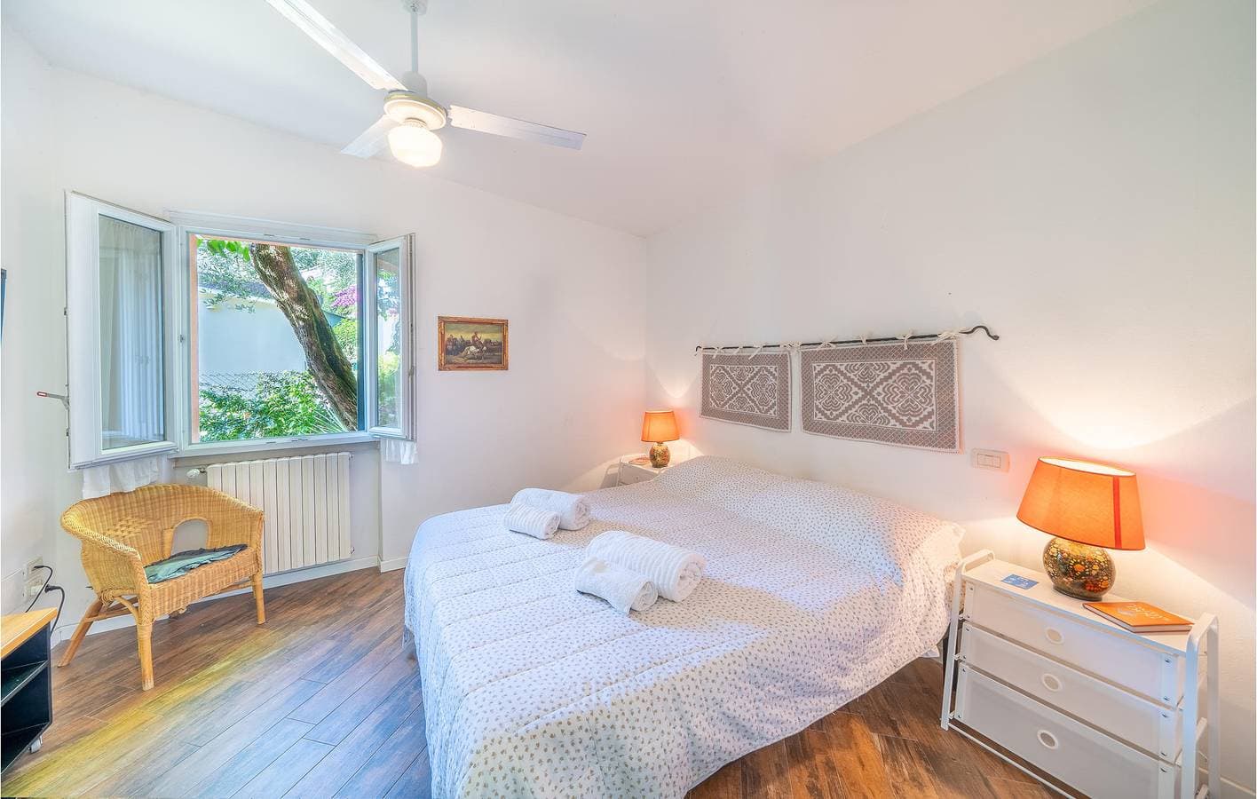 Foto 4 von 21: Gargnano Garten Wohnung: Terrasse, WiFi, Strandnähe!