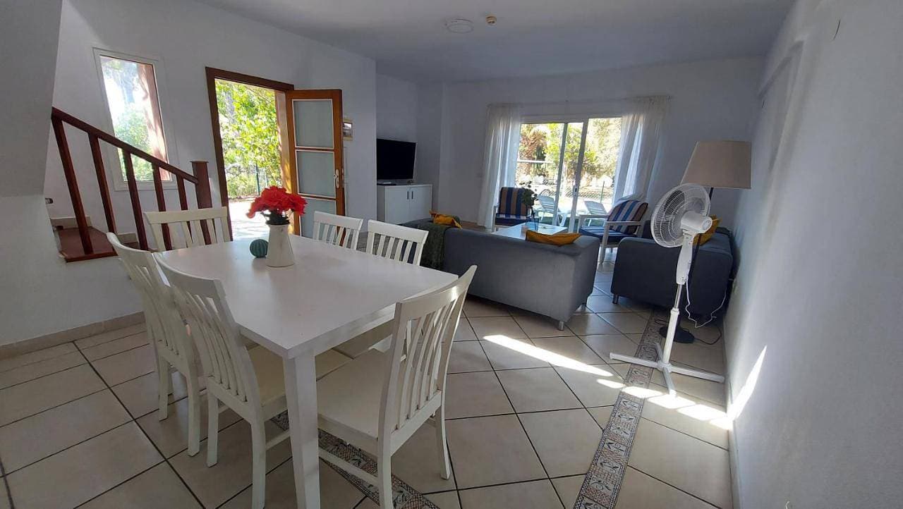 Foto 5 von 53: Three-Bedroom House