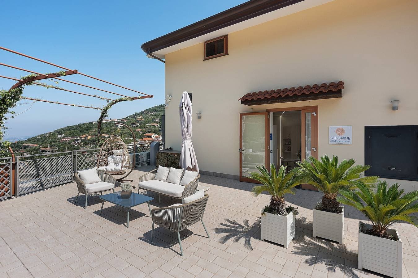 Foto 3 von 26: Apartment „Sunshine“ mit Meerblick, WLAN und Klimaanlage