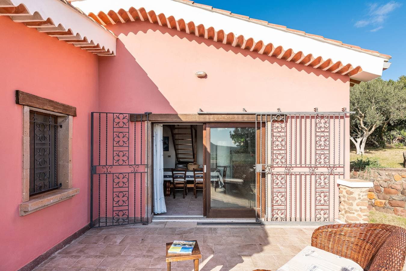 Foto 5 von 44: Ferienwohnung 'Ambra One' mit Bergblick, Privatem Garten & Terrasse