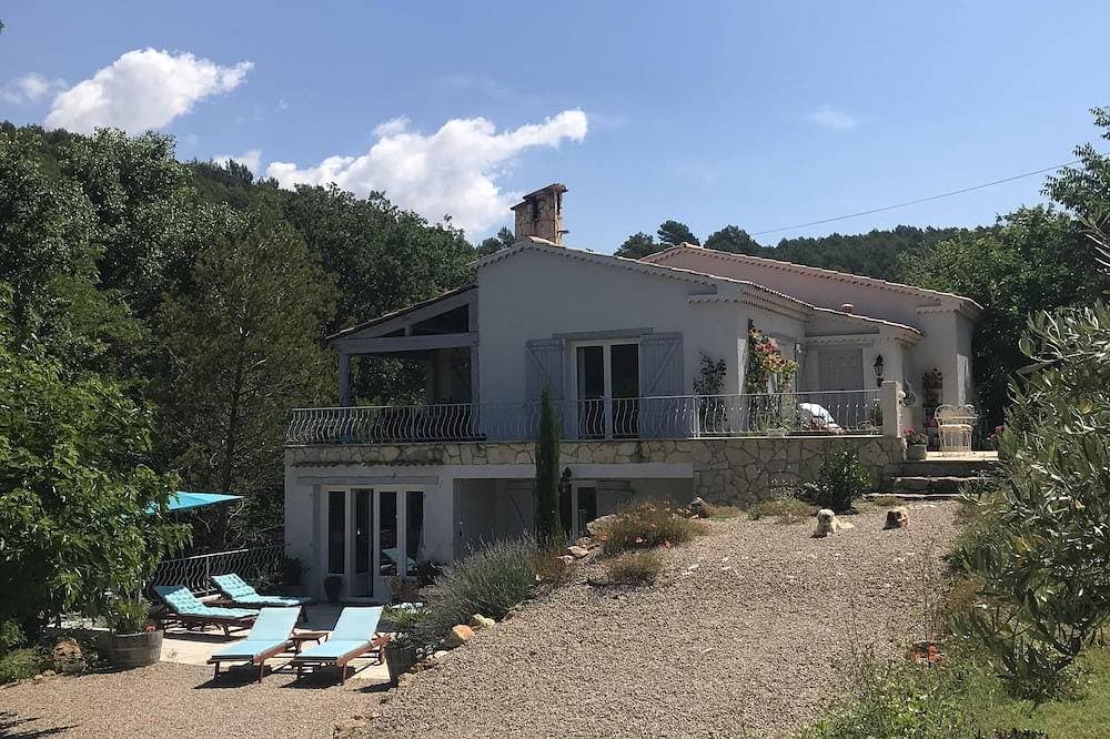 Foto 13 von 25: Unabhängiges, modernes Apartment mit 2 Doppelzimmern und Pool