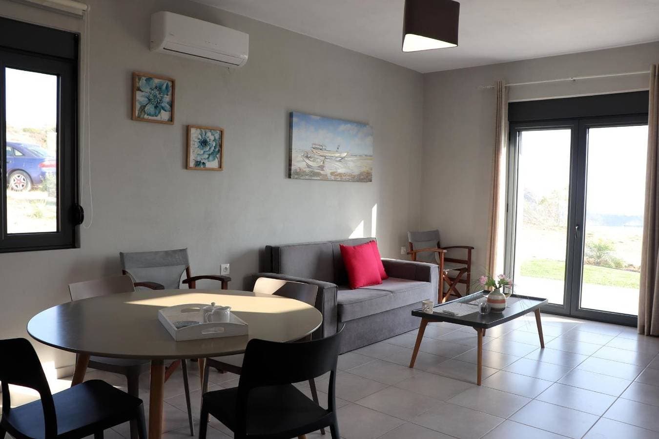 Foto 13 von 38: Weiter Blick auf Landschaft und Meer, Pool, 4 Pers. | Ferienhaus Triopetra, Kreta