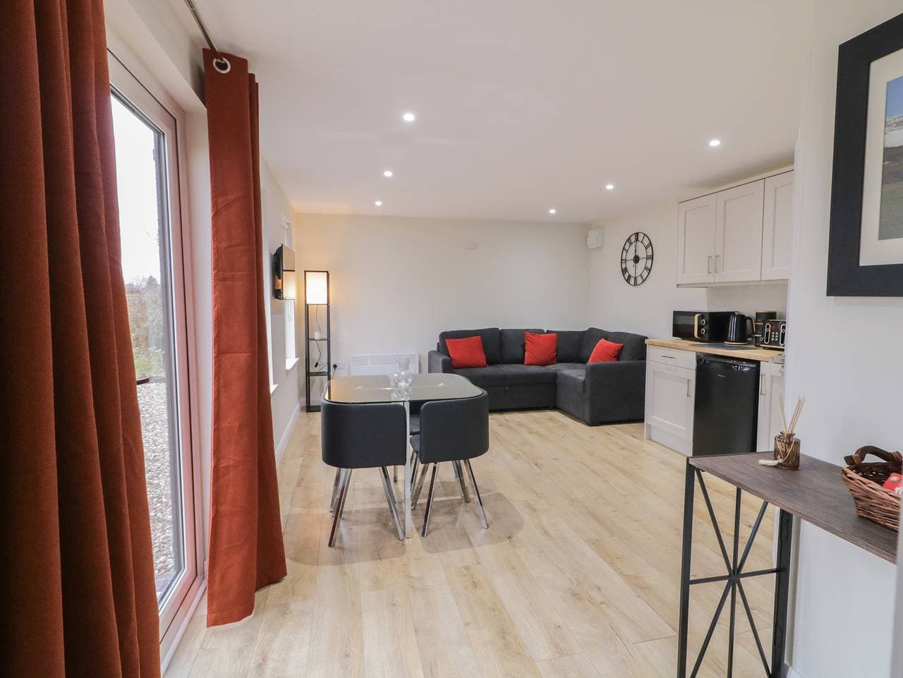 Foto 2 von 18: Lodge für 4 Personen mit Garten