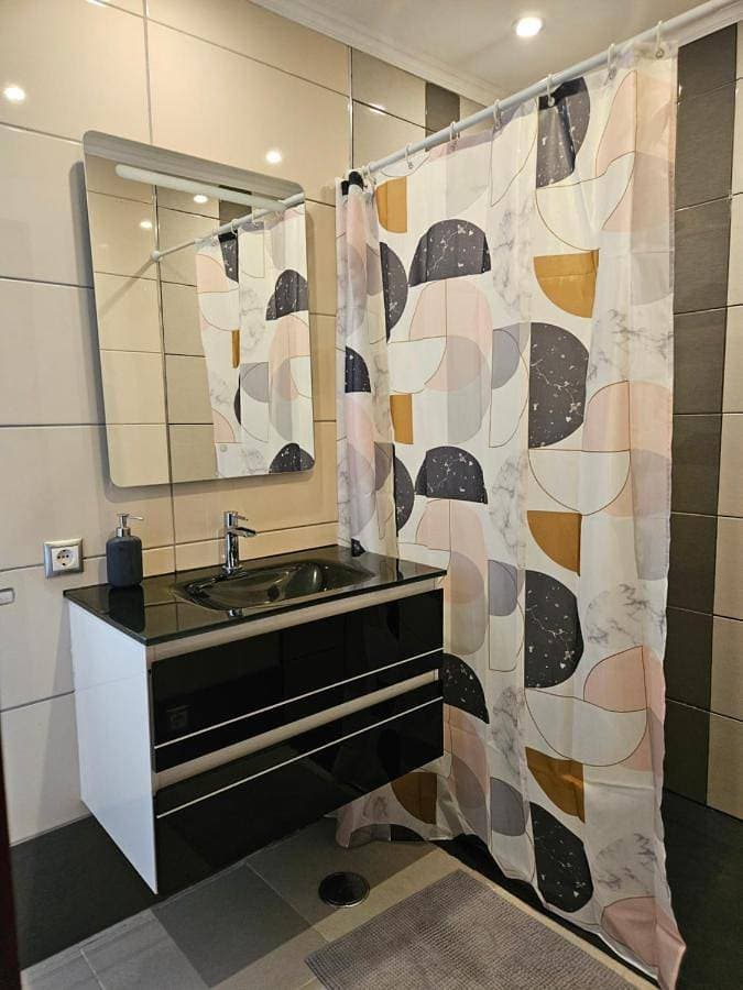 Foto 5 von 14: Double Room with Balcony