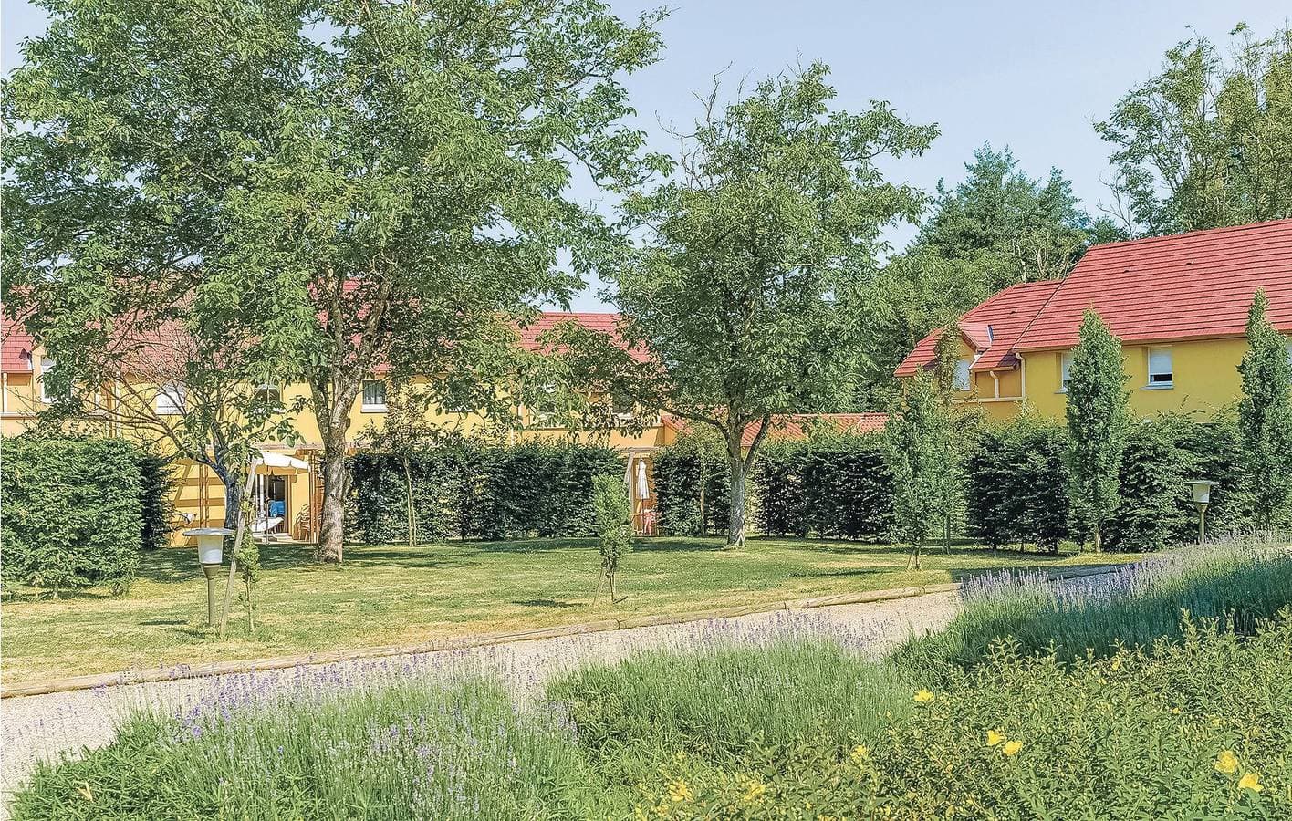 Foto 9 von 16: Terrassenwohnung mit Pool, Parkplatz & WiFi