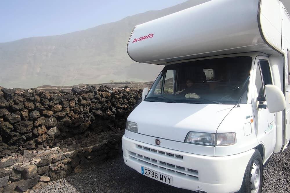 Foto 8 von 25: Fiat Ducato vacation motorhome