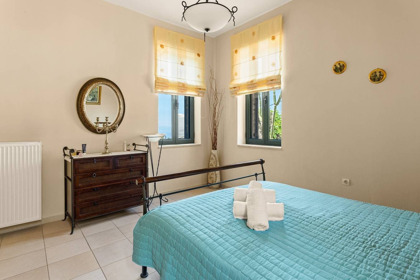 Foto 13 von 40: Ferienhaus „Villa Oneiro“ mit Meerblick, WLAN und Klimaanlage