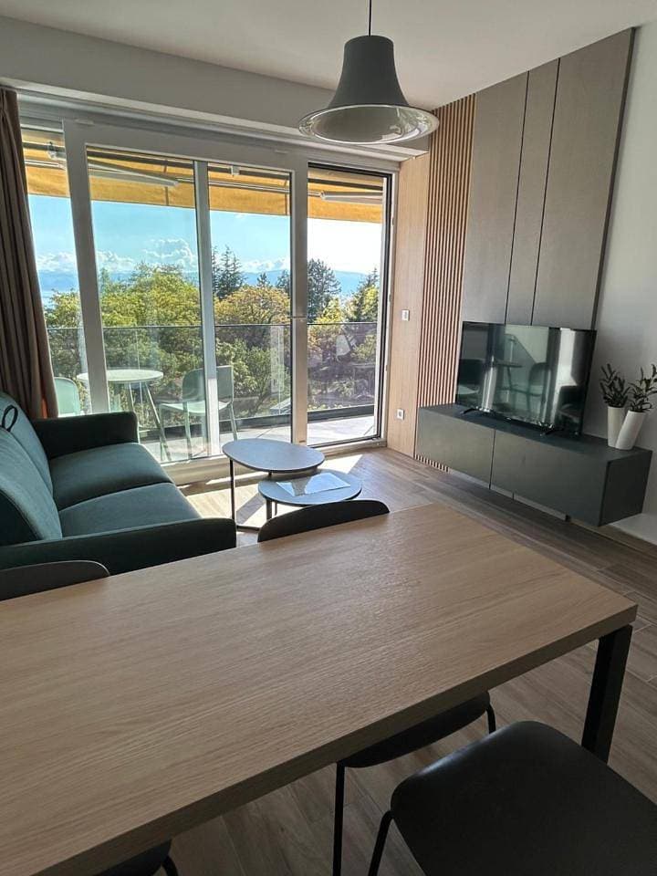 Foto 7 von 19: Apartment with View and Balcony