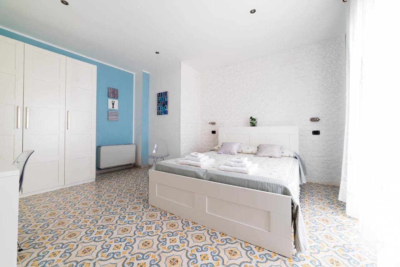 Foto 4 von 23: One-Bedroom Apartment with Balcony and Mountain View