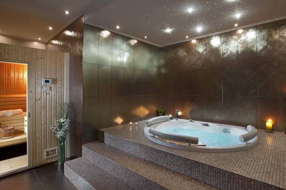 Foto 13 von 26: Charmante Villa Diora mit Swimmingpool und Wellnessbereich