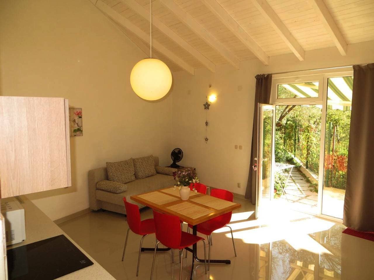 Foto 5 von 9: Four-Bedroom Apartment (8 Adults)