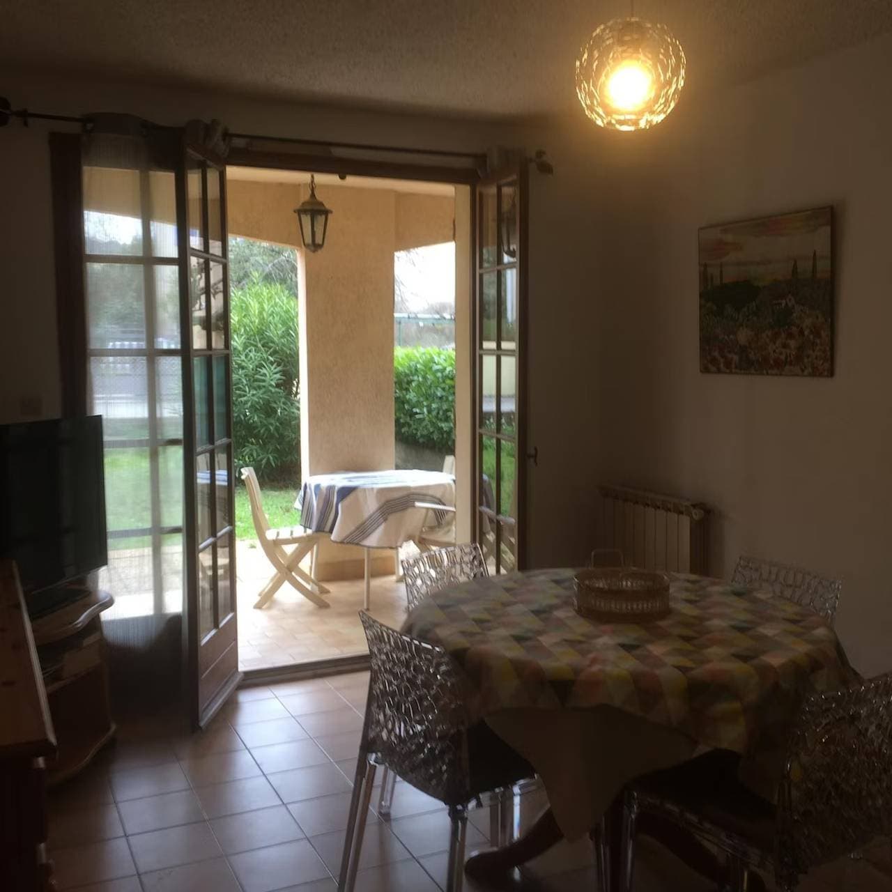 Foto 5 von 14: Ferienwohnung 'Coeur De Ville Avec Jardin Privatif' mit privater Terrasse, privatem Garten und WLAN