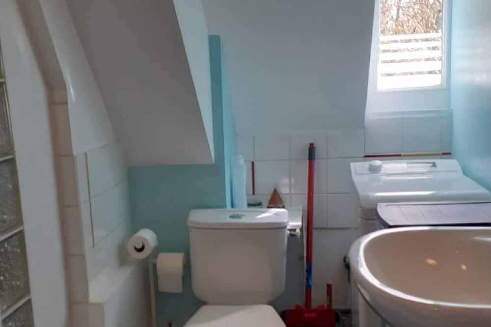 Foto 3 von 6: Appartement de 38 m2 au Sein D'une Petite Résidence Avec Jardin