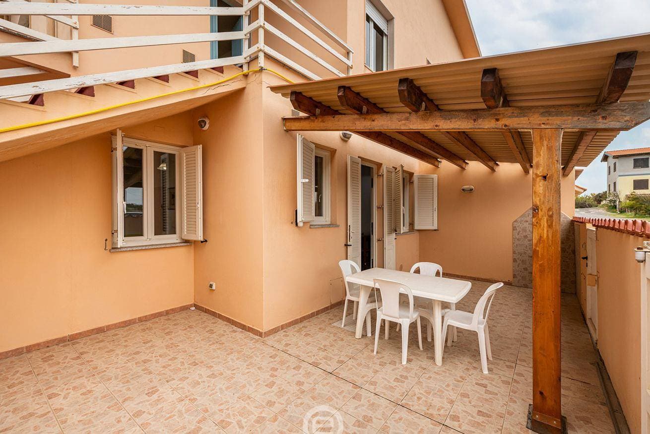 Foto 9 von 30: Ferienhaus für 4 Personen mit Balkon/Terrasse