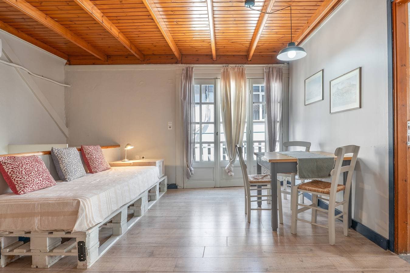 Foto 2 von 24: Ferienwohnung "Kallithea Beach" in Strandnähe mit Balkon und WLAN
