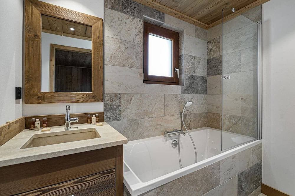 Foto 5 von 15: Schöne Wohnung in Courchevel Le Praz, nah an den Pisten, mit Parkplatz und WLAN