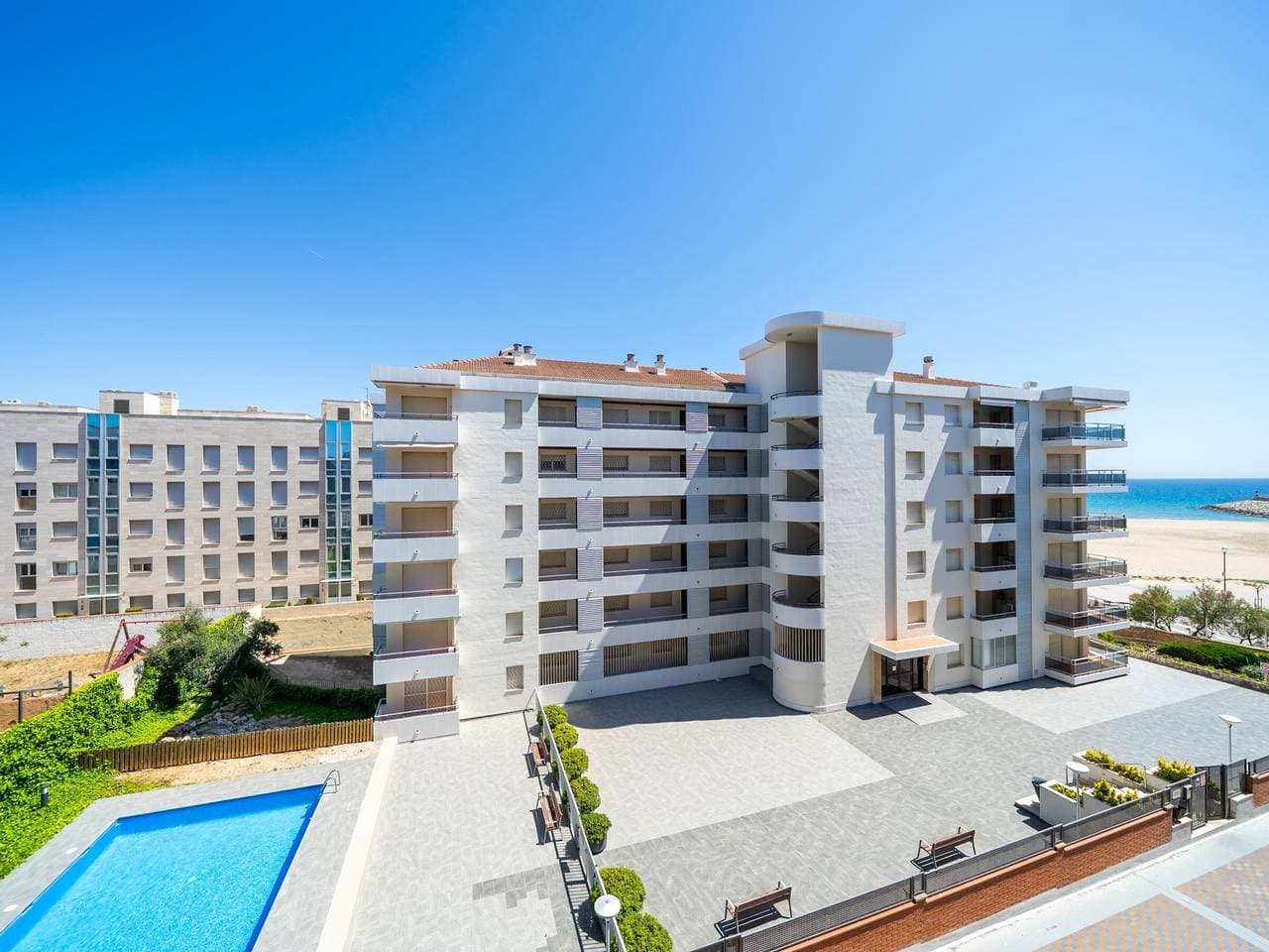 Foto 12 von 13: Appartement en bord de mer avec terrasse, piscine commune et parking – Torredembarra