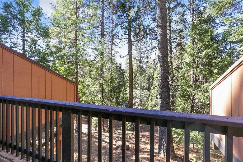 Foto 10 von 24: Shaver Escape! Mountain Loft Condo