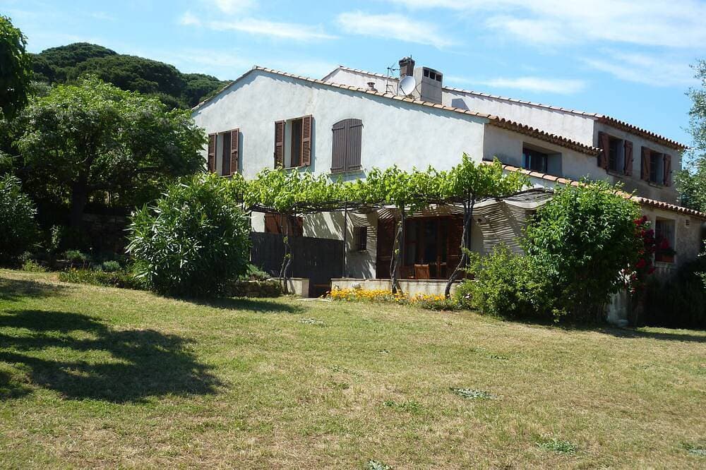 Foto 10 von 24: Le Roumegou :Appatement in einem authentischen fest restauriert