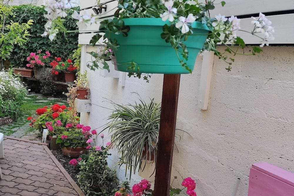 Foto 10 von 27: Komfortables Apartment Mit Garten, Wi-Fi Netflix Iun